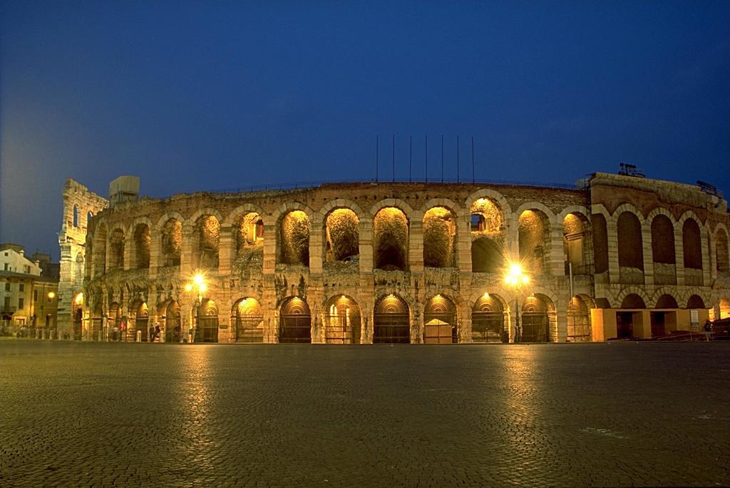 Hotel San Benedetto เปสเคียรา เดล การ์ดา ภายนอก รูปภาพ